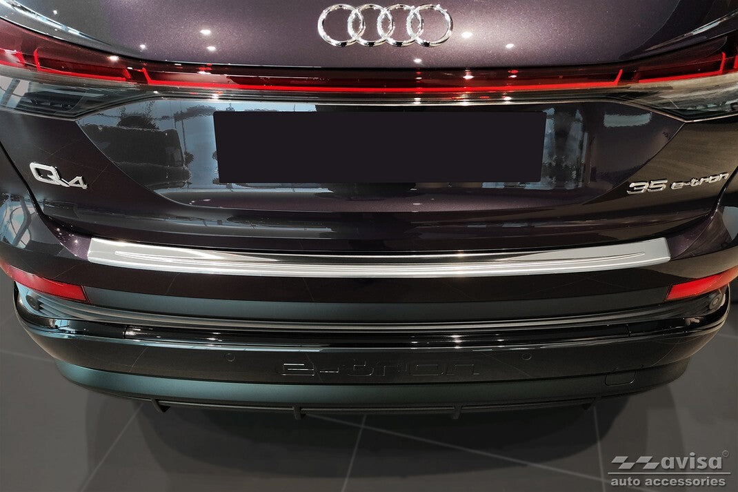 Rear bumper cover, light, Q4 E-tron
